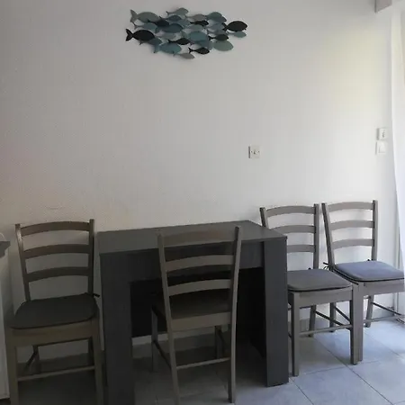 Maison Pres De La